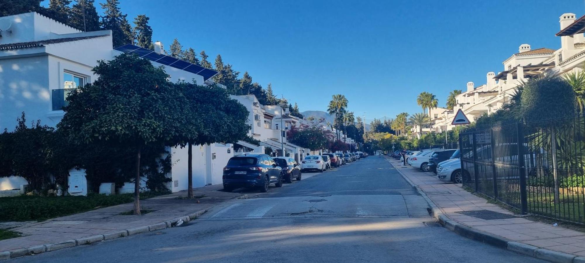 4 Bed House With Pool Walk To Puerto Banus Fast Internet Βίλα Μαρμπέλλα Εξωτερικό φωτογραφία