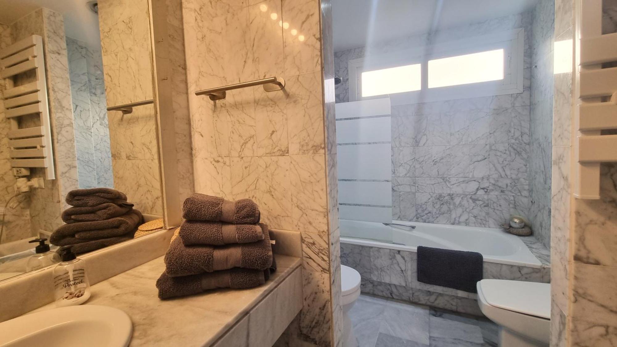 4 Bed House With Pool Walk To Puerto Banus Fast Internet Βίλα Μαρμπέλλα Εξωτερικό φωτογραφία